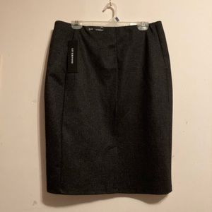 NWT ladies pull on Liverpool skirt